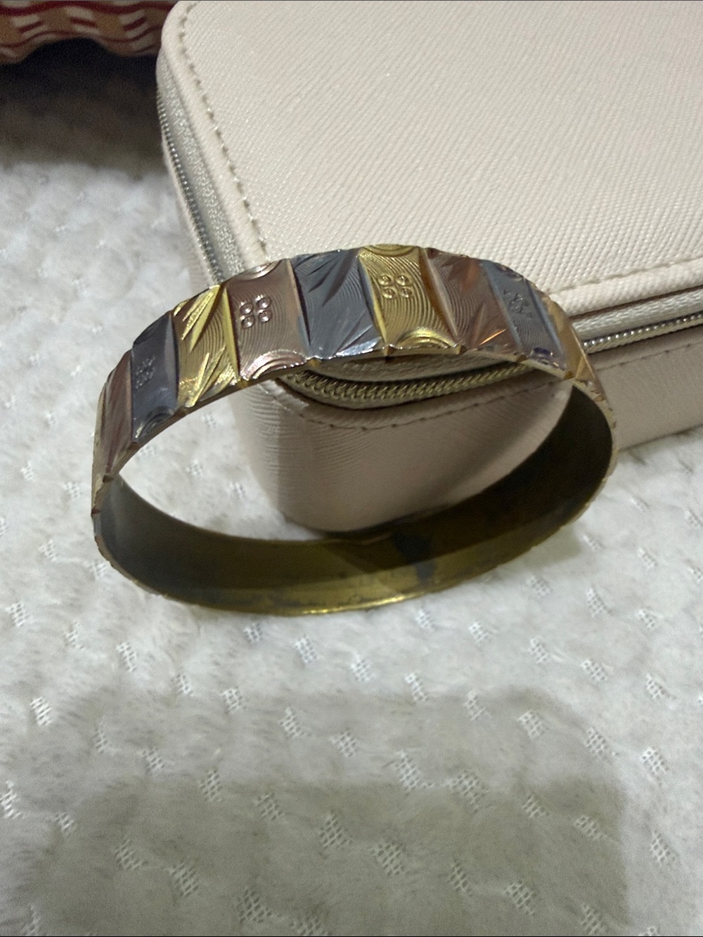 Tri-Tone Women’s Patterned Metal Bangle Bracelet